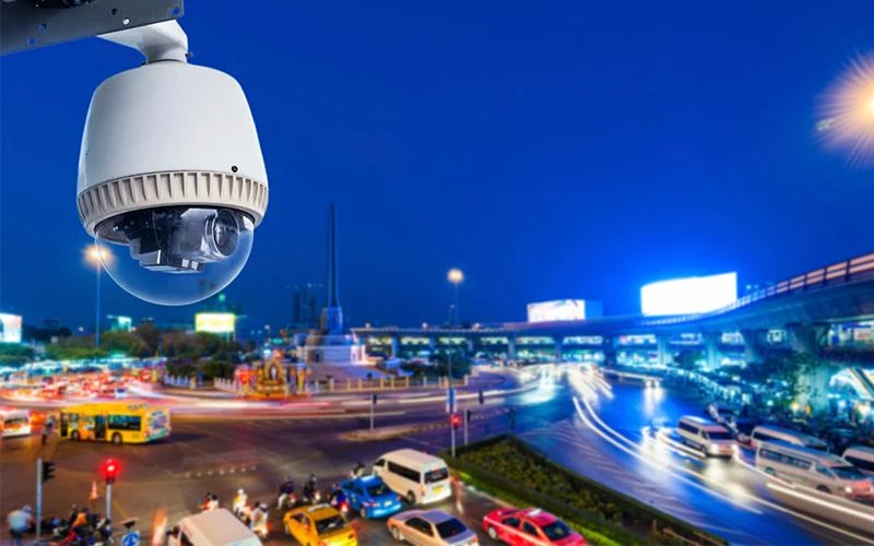empresa-equipamentos-vigilancia-eletronica-05.webp